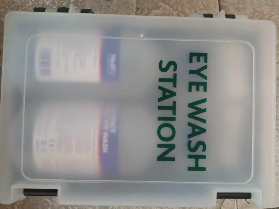 EYE WASH STATION